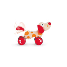 Cargar imagen en el visor de la galería, Perro de Arrastre Hape Juguete de Madera