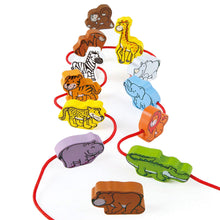 Cargar imagen en el visor de la galería, Animales Salvajes Enlazados Hape Juguete de Bloques de Madera