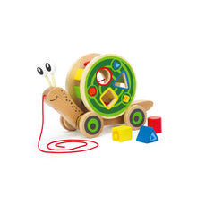Cargar imagen en el visor de la galería, Caracol de Arrastre de Juguete Hape