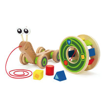 Cargar imagen en el visor de la galería, Caracol de Arrastre de Juguete Hape