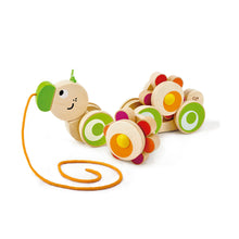 Cargar imagen en el visor de la galería, Oruga de Arrastre Hape Juguete de Madera