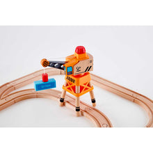 Cargar imagen en el visor de la galería, Set de Pista de Trenes y Grúa Hape Vías de Juguete