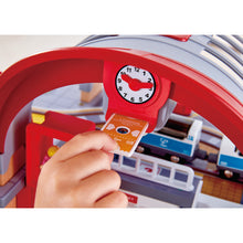 Cargar imagen en el visor de la galería, Estación de Tren de Juguete Hape