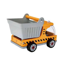 Cargar imagen en el visor de la galería, Camión Volquete de Juguete de Madera Hape
