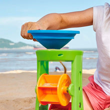 Cargar imagen en el visor de la galería, Juego de Playa Rueda de Arena y Agua Hape
