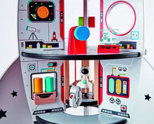 Cargar imagen en el visor de la galería, Cohete Espacial de 4 Pisos de Juguete Hape
