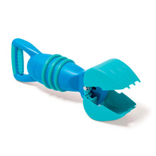 Cargar imagen en el visor de la galería, Pinza Garra de Juguete Hape
