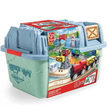 Cargar imagen en el visor de la galería, Set de Vías y Tren de Carga de Puerto Hape
