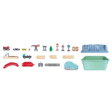 Cargar imagen en el visor de la galería, Set de Vías y Tren de Carga de Puerto Hape
